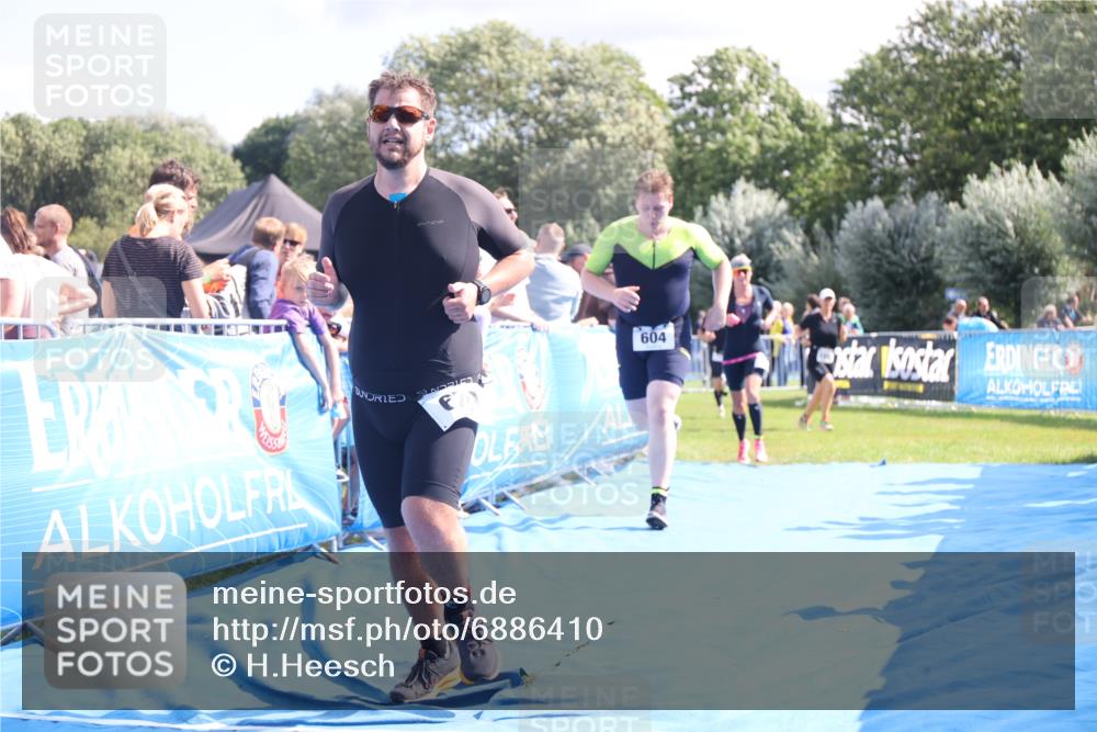 25.08.2024 - Elbe Triathlon Hamburg H.Heesch http://msf.ph/oto/6886410 25.08.2024 11:34:05 Ziel 545, 604, 670, 772 meine-sportfotos.de