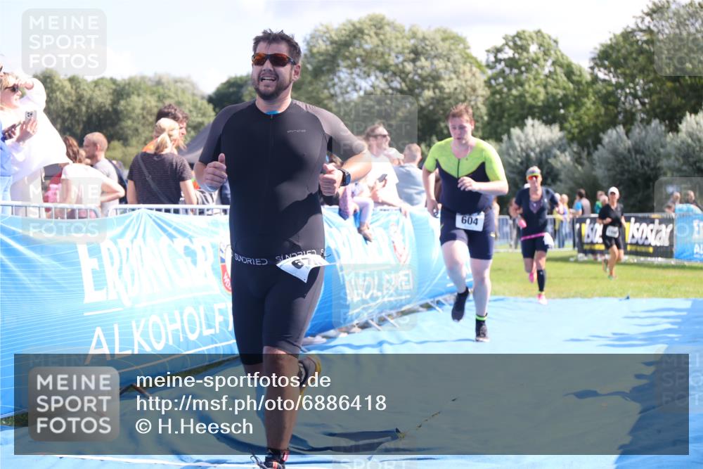 25.08.2024 - Elbe Triathlon Hamburg H.Heesch http://msf.ph/oto/6886418 25.08.2024 11:34:05 Ziel 545, 604, 670, 772 meine-sportfotos.de