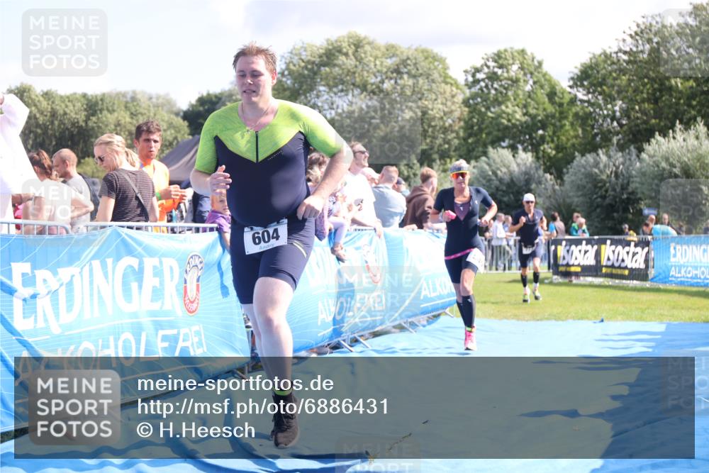 25.08.2024 - Elbe Triathlon Hamburg H.Heesch http://msf.ph/oto/6886431 25.08.2024 11:34:07 Ziel 545, 604, 670, 772 meine-sportfotos.de