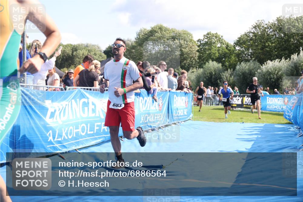 25.08.2024 - Elbe Triathlon Hamburg H.Heesch http://msf.ph/oto/6886564 25.08.2024 11:34:18 Ziel 606, 671, 683, 795, 1429 meine-sportfotos.de