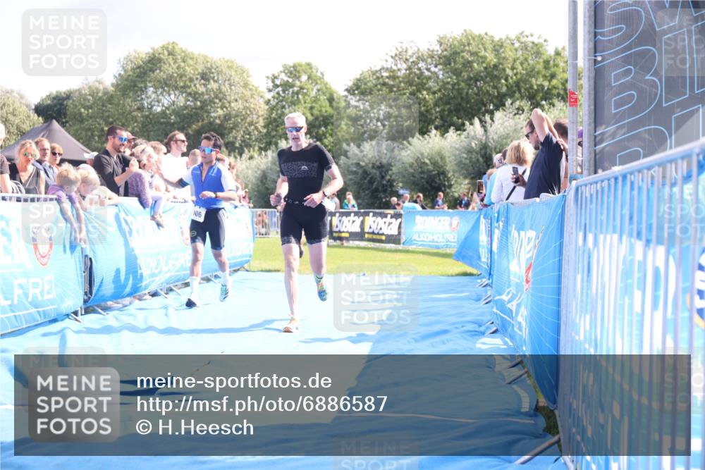 25.08.2024 - Elbe Triathlon Hamburg H.Heesch http://msf.ph/oto/6886587 25.08.2024 11:34:21 Ziel 606, 671, 683, 795, 1429 meine-sportfotos.de