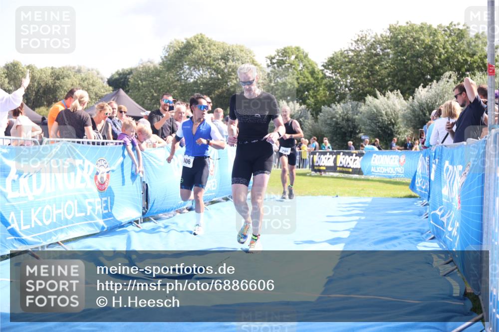 25.08.2024 - Elbe Triathlon Hamburg H.Heesch http://msf.ph/oto/6886606 25.08.2024 11:34:21 Ziel 606, 671, 683, 795, 1429 meine-sportfotos.de