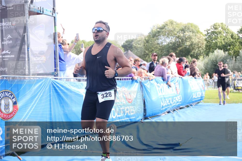 25.08.2024 - Elbe Triathlon Hamburg H.Heesch http://msf.ph/oto/6886703 25.08.2024 11:34:39 Ziel 328, 651, 706, 773, 799 meine-sportfotos.de