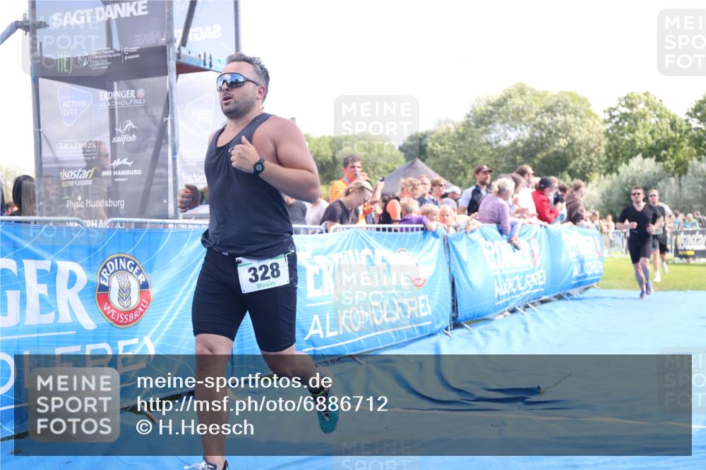 25.08.2024 - Elbe Triathlon Hamburg H.Heesch http://msf.ph/oto/6886712 25.08.2024 11:34:39 Ziel 328, 651, 706, 773, 799 meine-sportfotos.de