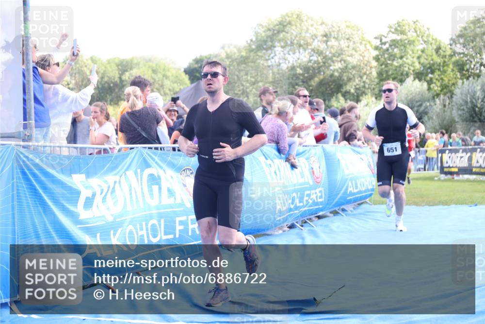 25.08.2024 - Elbe Triathlon Hamburg H.Heesch http://msf.ph/oto/6886722 25.08.2024 11:34:42 Ziel 328, 651, 706, 773, 799 meine-sportfotos.de