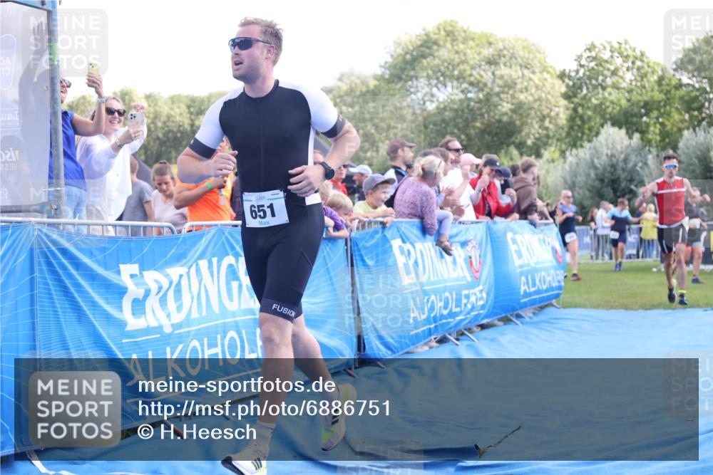 25.08.2024 - Elbe Triathlon Hamburg H.Heesch http://msf.ph/oto/6886751 25.08.2024 11:34:44 Ziel 328, 651, 706, 773 meine-sportfotos.de