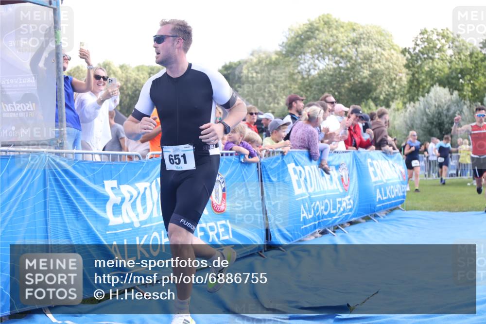 25.08.2024 - Elbe Triathlon Hamburg H.Heesch http://msf.ph/oto/6886755 25.08.2024 11:34:44 Ziel 328, 651, 706, 773 meine-sportfotos.de