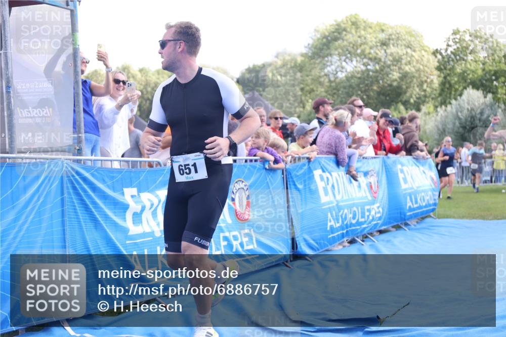 25.08.2024 - Elbe Triathlon Hamburg H.Heesch http://msf.ph/oto/6886757 25.08.2024 11:34:44 Ziel 328, 651, 706, 773 meine-sportfotos.de
