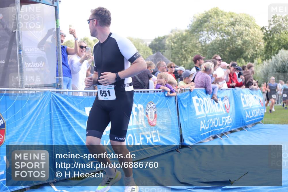 25.08.2024 - Elbe Triathlon Hamburg H.Heesch http://msf.ph/oto/6886760 25.08.2024 11:34:44 Ziel 328, 651, 706, 773 meine-sportfotos.de
