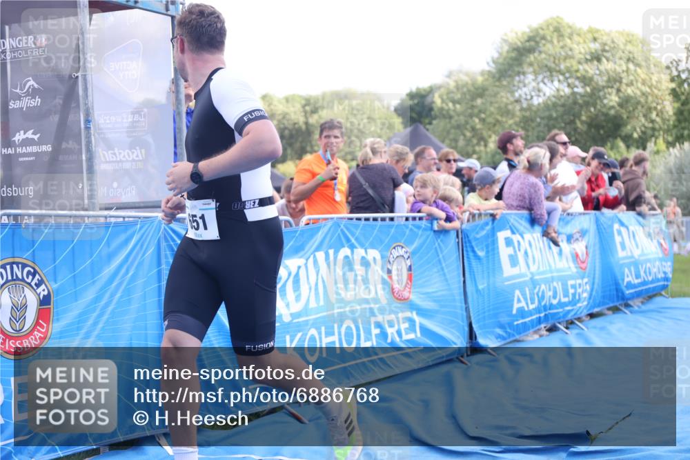 25.08.2024 - Elbe Triathlon Hamburg H.Heesch http://msf.ph/oto/6886768 25.08.2024 11:34:44 Ziel 328, 651, 706, 773 meine-sportfotos.de