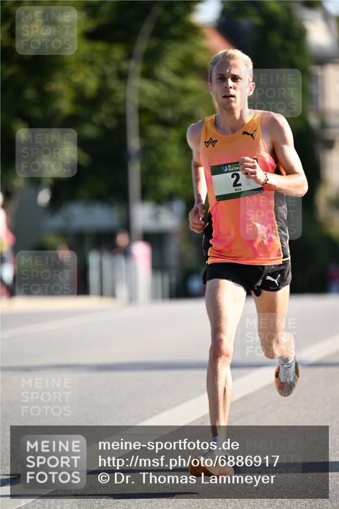 01.09.2024 - BARMER Alsterlauf Dr. Thomas Lammeyer http://msf.ph/oto/6886917 01.09.2024 09:16:43 Laufen 135, 2 meine-sportfotos.de