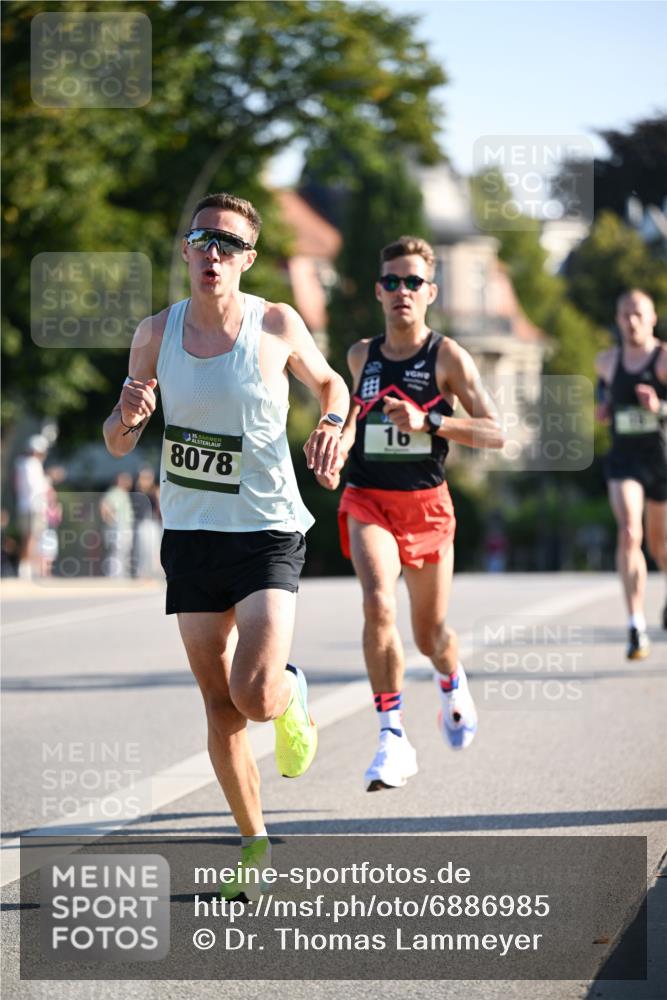 01.09.2024 - BARMER Alsterlauf Dr. Thomas Lammeyer http://msf.ph/oto/6886985 01.09.2024 09:17:43 Laufen 35, 8078, 16 meine-sportfotos.de