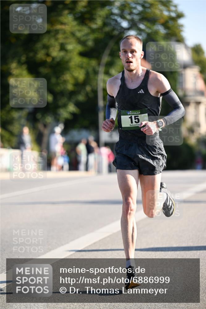 01.09.2024 - BARMER Alsterlauf Dr. Thomas Lammeyer http://msf.ph/oto/6886999 01.09.2024 09:17:45 Laufen 1635, 15 meine-sportfotos.de