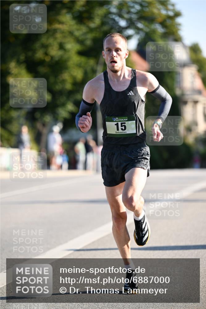 01.09.2024 - BARMER Alsterlauf Dr. Thomas Lammeyer http://msf.ph/oto/6887000 01.09.2024 09:17:45 Laufen 135, 15 meine-sportfotos.de