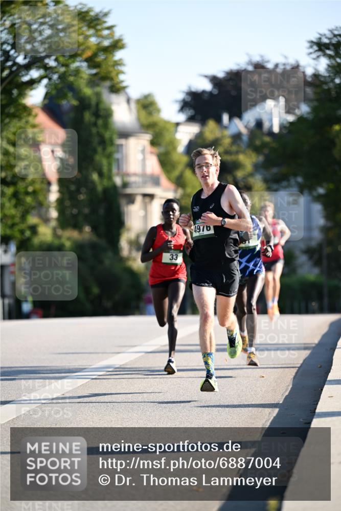 01.09.2024 - BARMER Alsterlauf Dr. Thomas Lammeyer http://msf.ph/oto/6887004 01.09.2024 09:17:47 Laufen 33, 4976 meine-sportfotos.de