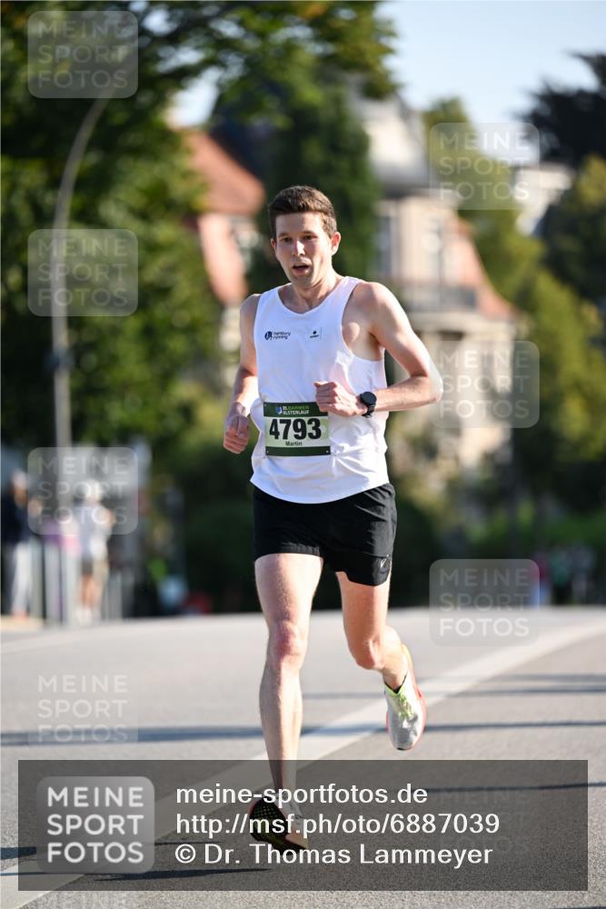 01.09.2024 - BARMER Alsterlauf Dr. Thomas Lammeyer http://msf.ph/oto/6887039 01.09.2024 09:18:06 Laufen 135, 4793 meine-sportfotos.de