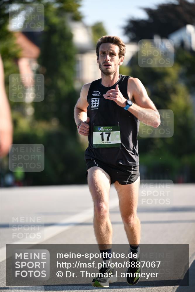 01.09.2024 - BARMER Alsterlauf Dr. Thomas Lammeyer http://msf.ph/oto/6887067 01.09.2024 09:18:13 Laufen 135, 17 meine-sportfotos.de