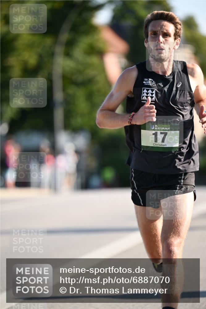 01.09.2024 - BARMER Alsterlauf Dr. Thomas Lammeyer http://msf.ph/oto/6887070 01.09.2024 09:18:14 Laufen 35, 17 meine-sportfotos.de
