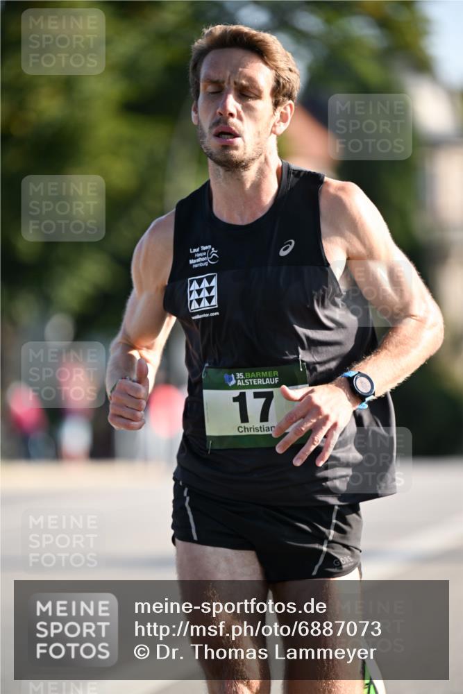 01.09.2024 - BARMER Alsterlauf Dr. Thomas Lammeyer http://msf.ph/oto/6887073 01.09.2024 09:18:14 Laufen 35, 17 meine-sportfotos.de
