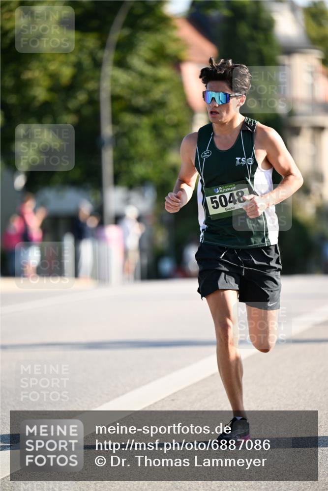 01.09.2024 - BARMER Alsterlauf Dr. Thomas Lammeyer http://msf.ph/oto/6887086 01.09.2024 09:18:20 Laufen 35, 5048 meine-sportfotos.de