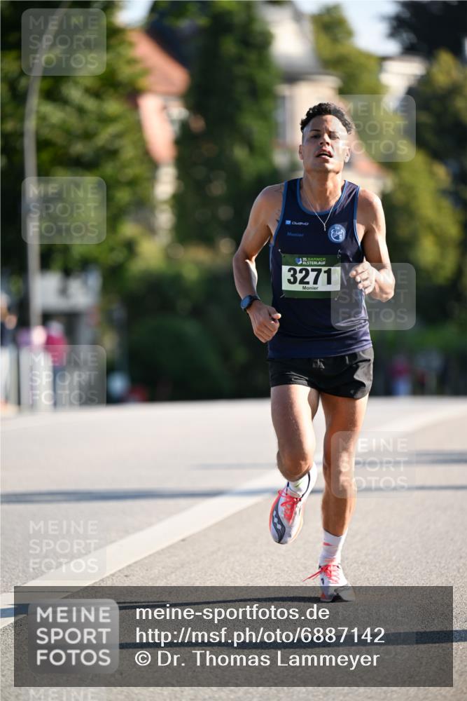 01.09.2024 - BARMER Alsterlauf Dr. Thomas Lammeyer http://msf.ph/oto/6887142 01.09.2024 09:18:35 Laufen 35, 3271 meine-sportfotos.de