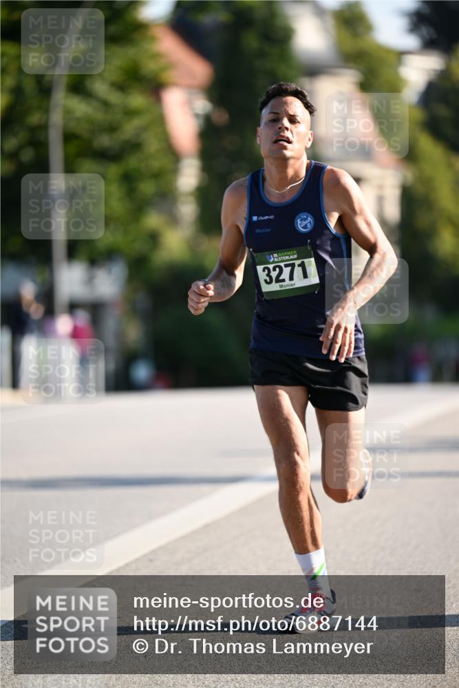 01.09.2024 - BARMER Alsterlauf Dr. Thomas Lammeyer http://msf.ph/oto/6887144 01.09.2024 09:18:35 Laufen 35, 3271 meine-sportfotos.de