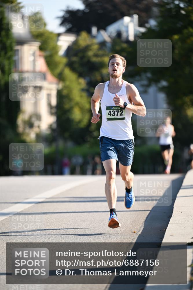 01.09.2024 - BARMER Alsterlauf Dr. Thomas Lammeyer http://msf.ph/oto/6887156 01.09.2024 09:18:40 Laufen 4372 meine-sportfotos.de