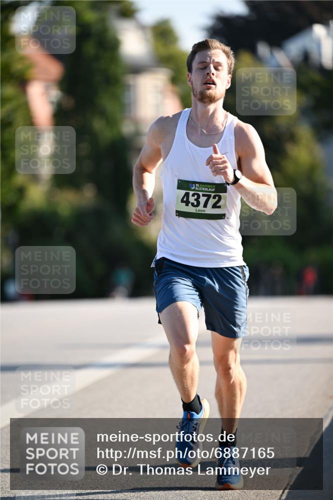 01.09.2024 - BARMER Alsterlauf Dr. Thomas Lammeyer http://msf.ph/oto/6887165 01.09.2024 09:18:41 Laufen 35, 4372 meine-sportfotos.de