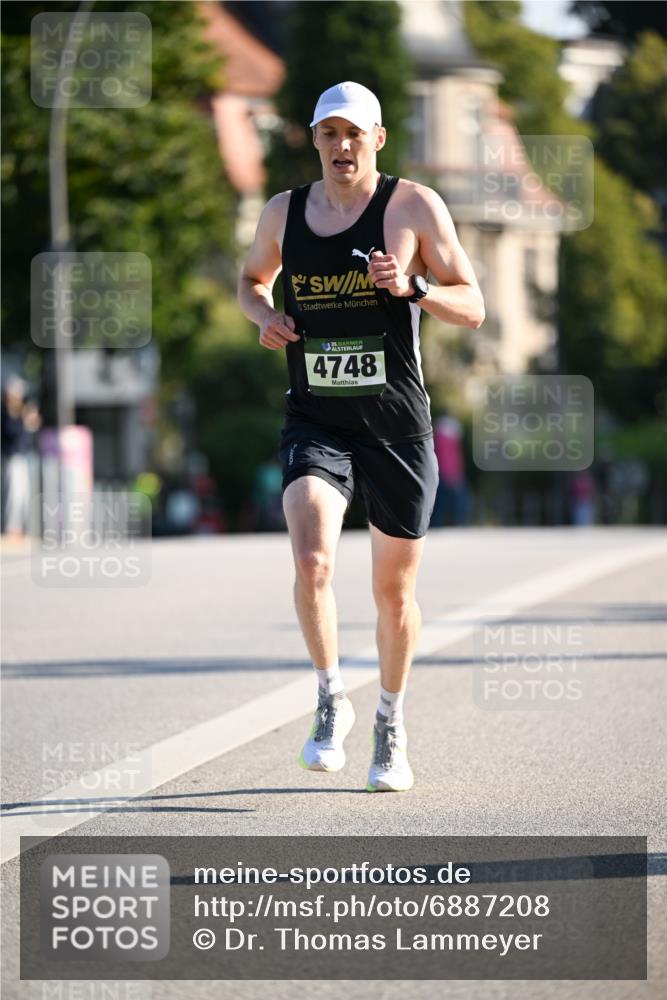 01.09.2024 - BARMER Alsterlauf Dr. Thomas Lammeyer http://msf.ph/oto/6887208 01.09.2024 09:18:58 Laufen 135, 4748 meine-sportfotos.de