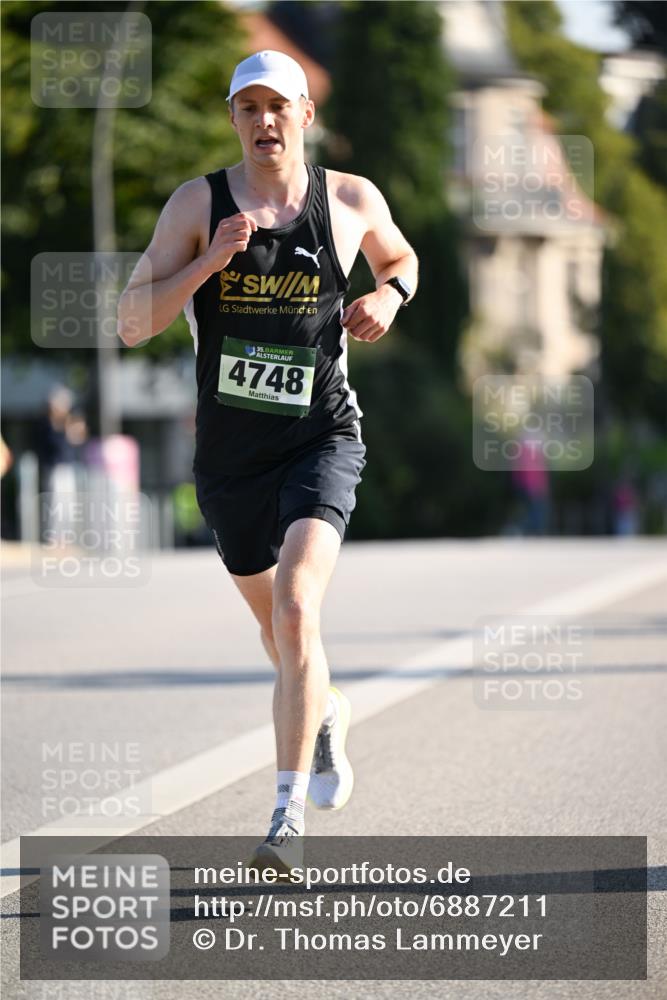 01.09.2024 - BARMER Alsterlauf Dr. Thomas Lammeyer http://msf.ph/oto/6887211 01.09.2024 09:18:58 Laufen 35, 4748 meine-sportfotos.de