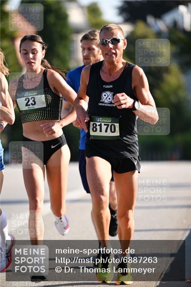 01.09.2024 - BARMER Alsterlauf Dr. Thomas Lammeyer http://msf.ph/oto/6887263 01.09.2024 09:19:12 Laufen 23, 96, 35, 8170 meine-sportfotos.de
