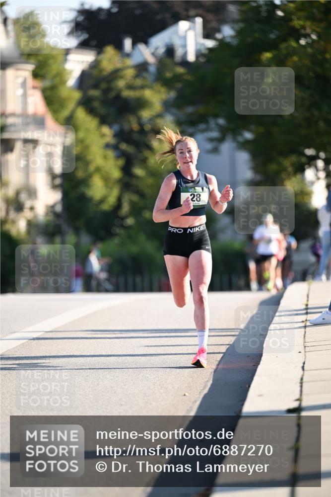 01.09.2024 - BARMER Alsterlauf Dr. Thomas Lammeyer http://msf.ph/oto/6887270 01.09.2024 09:19:19 Laufen 28 meine-sportfotos.de