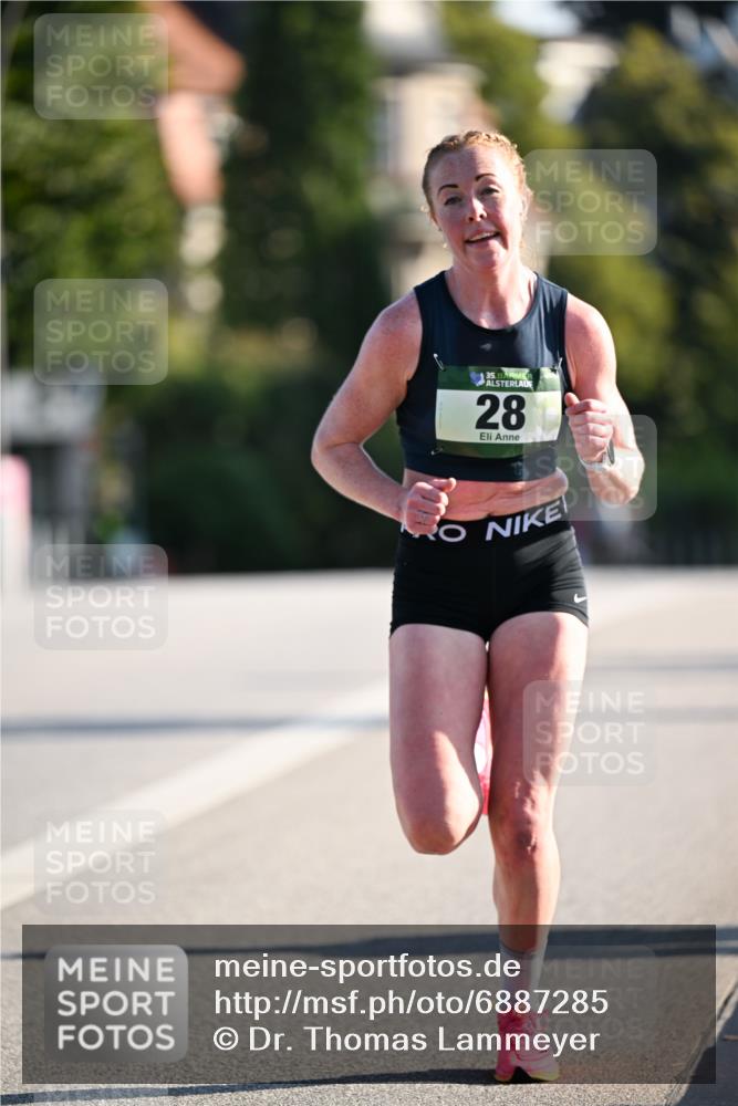 01.09.2024 - BARMER Alsterlauf Dr. Thomas Lammeyer http://msf.ph/oto/6887285 01.09.2024 09:19:21 Laufen 35, 28, 25 meine-sportfotos.de