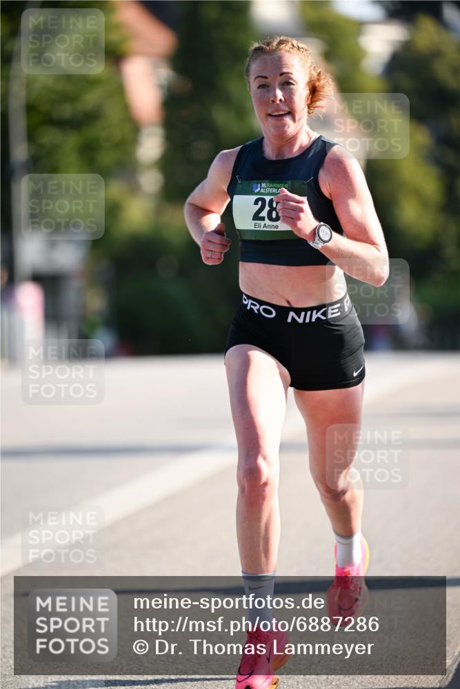 01.09.2024 - BARMER Alsterlauf Dr. Thomas Lammeyer http://msf.ph/oto/6887286 01.09.2024 09:19:21 Laufen 35, 28 meine-sportfotos.de