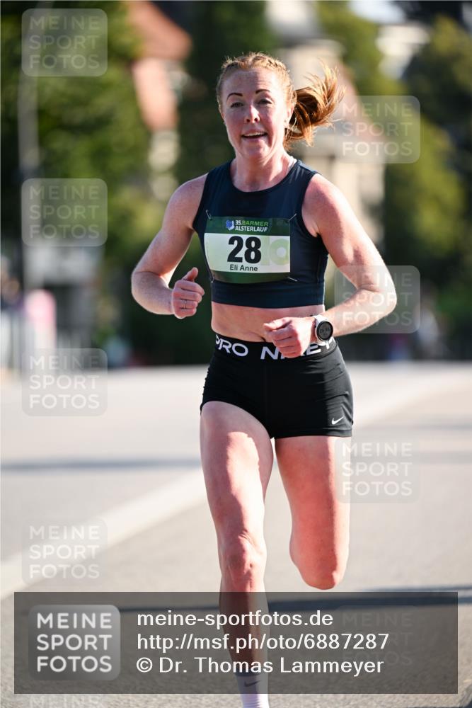 01.09.2024 - BARMER Alsterlauf Dr. Thomas Lammeyer http://msf.ph/oto/6887287 01.09.2024 09:19:21 Laufen 35, 28, 28 meine-sportfotos.de