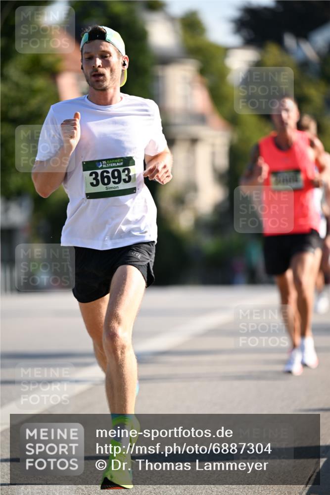 01.09.2024 - BARMER Alsterlauf Dr. Thomas Lammeyer http://msf.ph/oto/6887304 01.09.2024 09:19:30 Laufen 135, 3693 meine-sportfotos.de