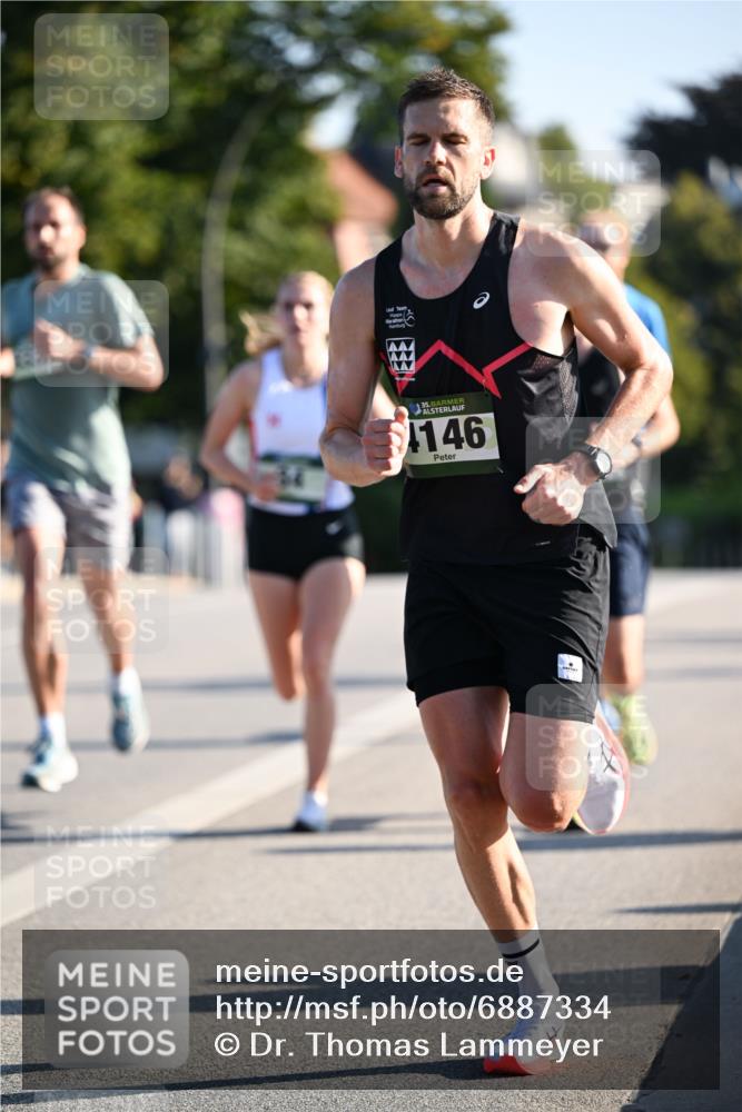 01.09.2024 - BARMER Alsterlauf Dr. Thomas Lammeyer http://msf.ph/oto/6887334 01.09.2024 09:19:35 Laufen 35, 4146 meine-sportfotos.de
