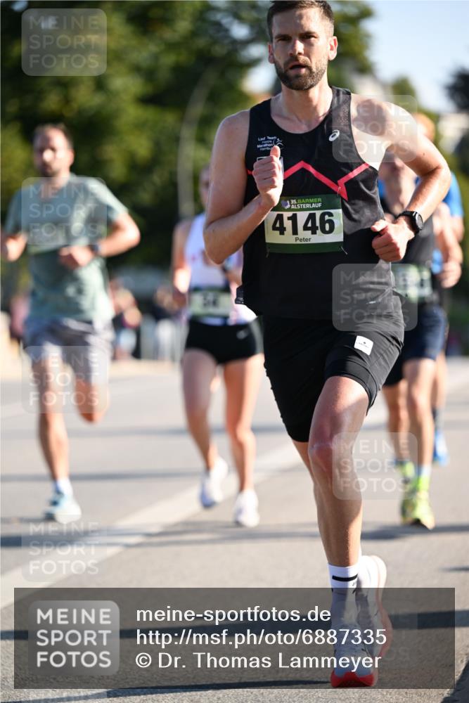 01.09.2024 - BARMER Alsterlauf Dr. Thomas Lammeyer http://msf.ph/oto/6887335 01.09.2024 09:19:35 Laufen 35, 4146 meine-sportfotos.de
