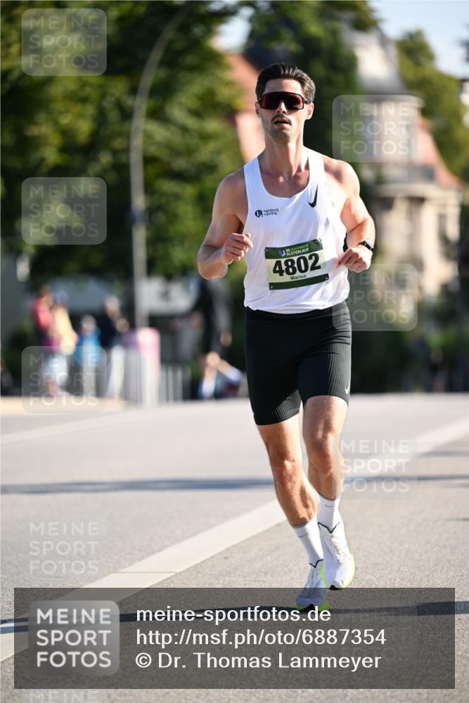 01.09.2024 - BARMER Alsterlauf Dr. Thomas Lammeyer http://msf.ph/oto/6887354 01.09.2024 09:19:41 Laufen 35, 4802 meine-sportfotos.de