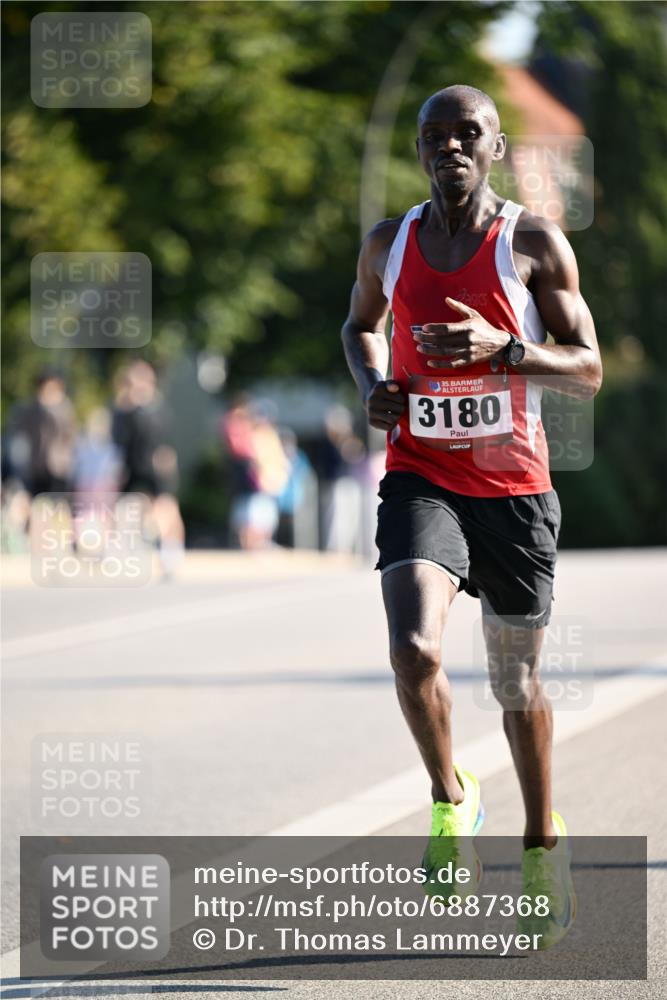 01.09.2024 - BARMER Alsterlauf Dr. Thomas Lammeyer http://msf.ph/oto/6887368 01.09.2024 09:19:44 Laufen 35, 3180 meine-sportfotos.de