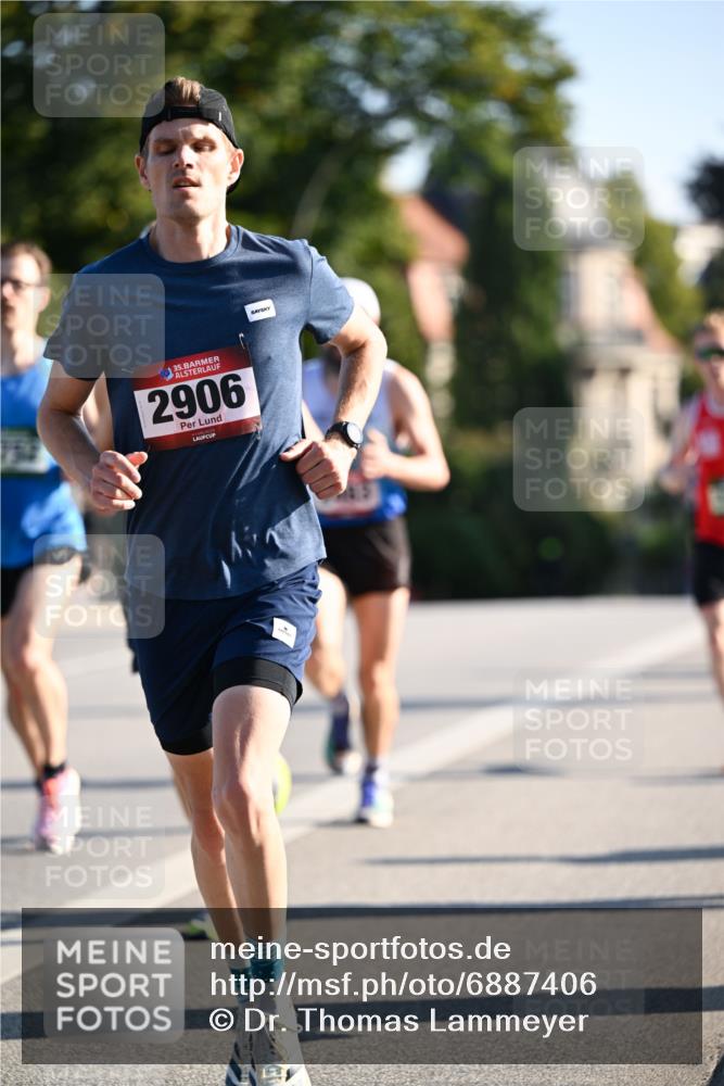 01.09.2024 - BARMER Alsterlauf Dr. Thomas Lammeyer http://msf.ph/oto/6887406 01.09.2024 09:20:02 Laufen 1035, 2906 meine-sportfotos.de