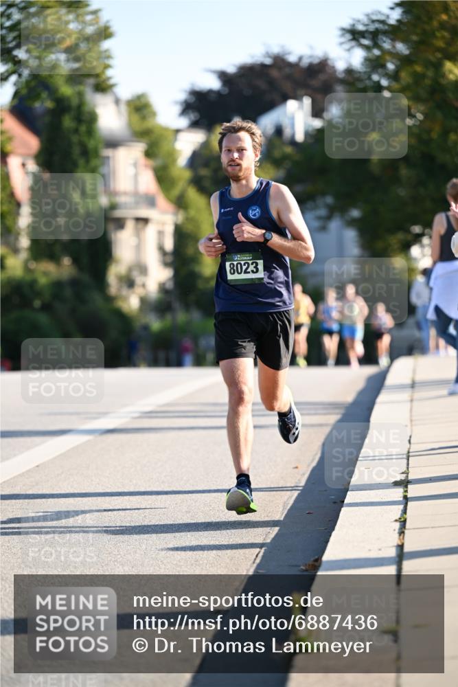 01.09.2024 - BARMER Alsterlauf Dr. Thomas Lammeyer http://msf.ph/oto/6887436 01.09.2024 09:20:09 Laufen 8023 meine-sportfotos.de