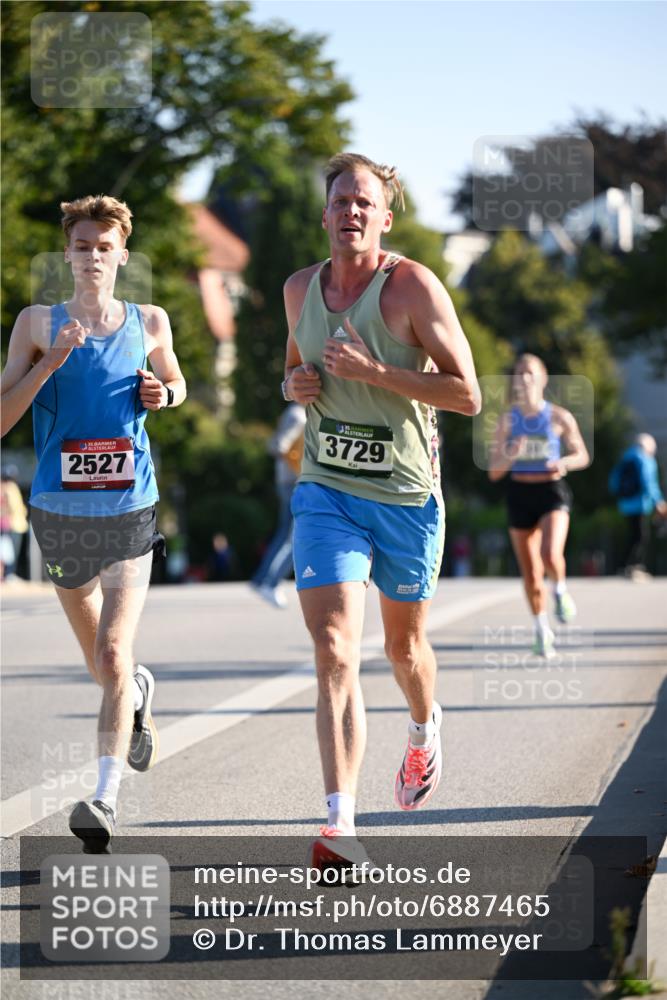01.09.2024 - BARMER Alsterlauf Dr. Thomas Lammeyer http://msf.ph/oto/6887465 01.09.2024 09:20:19 Laufen 135, 2527, 35, 3729, 4 meine-sportfotos.de