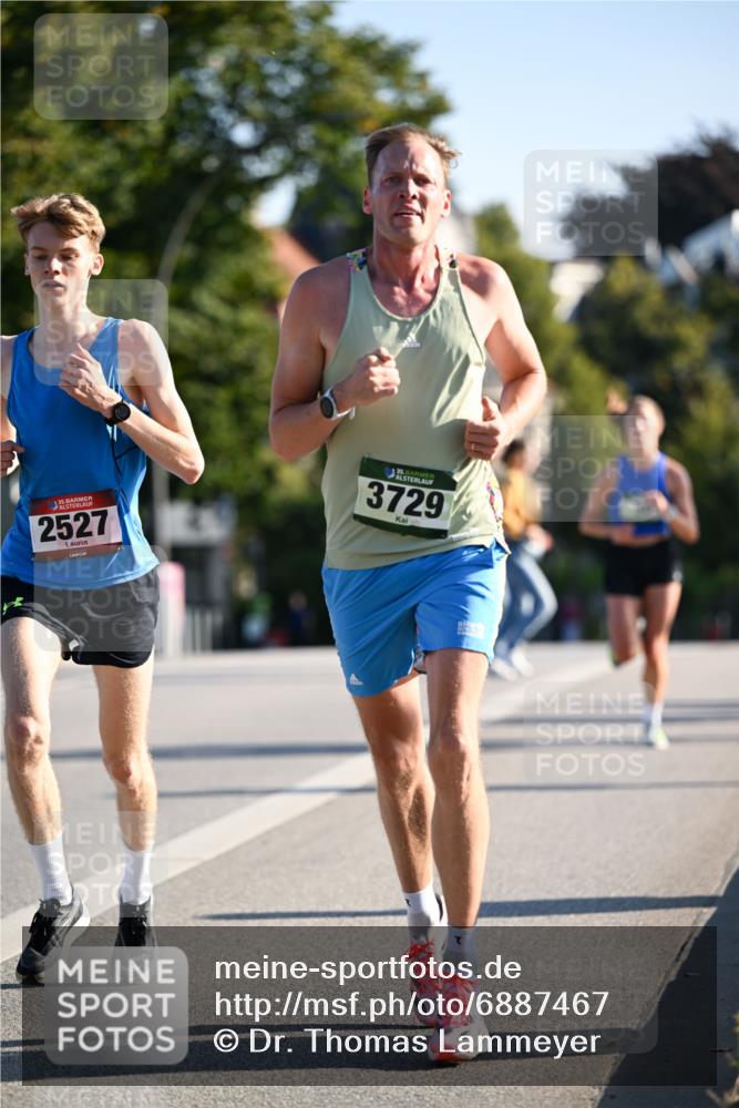 01.09.2024 - BARMER Alsterlauf Dr. Thomas Lammeyer http://msf.ph/oto/6887467 01.09.2024 09:20:20 Laufen 35, 2527, 3729 meine-sportfotos.de