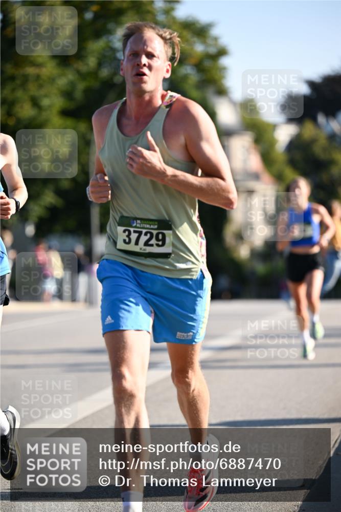 01.09.2024 - BARMER Alsterlauf Dr. Thomas Lammeyer http://msf.ph/oto/6887470 01.09.2024 09:20:20 Laufen 3729 meine-sportfotos.de