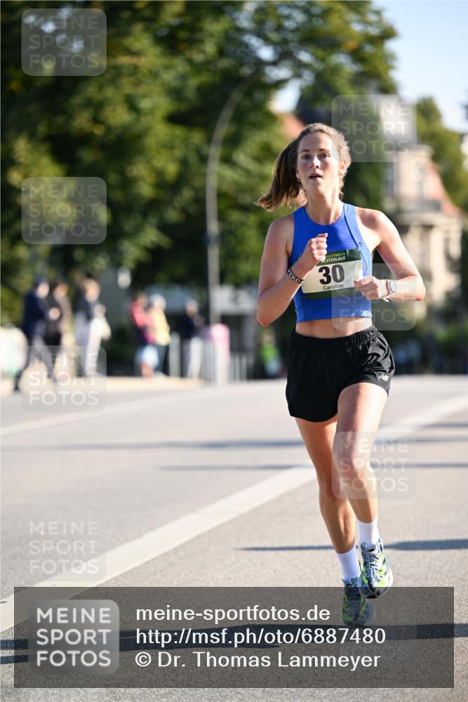 01.09.2024 - BARMER Alsterlauf Dr. Thomas Lammeyer http://msf.ph/oto/6887480 01.09.2024 09:20:22 Laufen 30 meine-sportfotos.de
