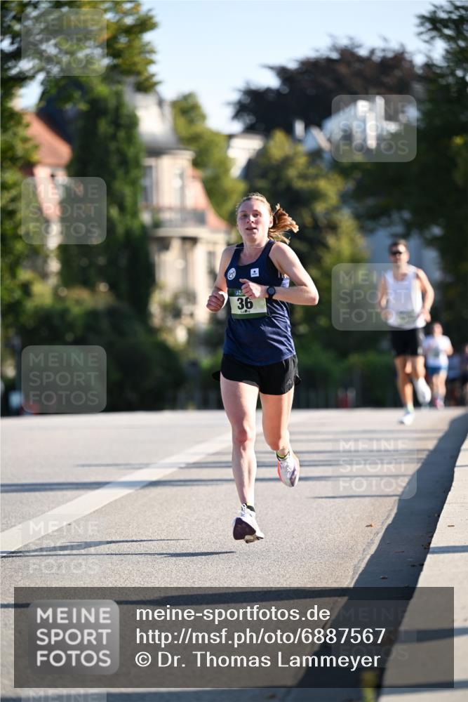 01.09.2024 - BARMER Alsterlauf Dr. Thomas Lammeyer http://msf.ph/oto/6887567 01.09.2024 09:20:45 Laufen 36 meine-sportfotos.de