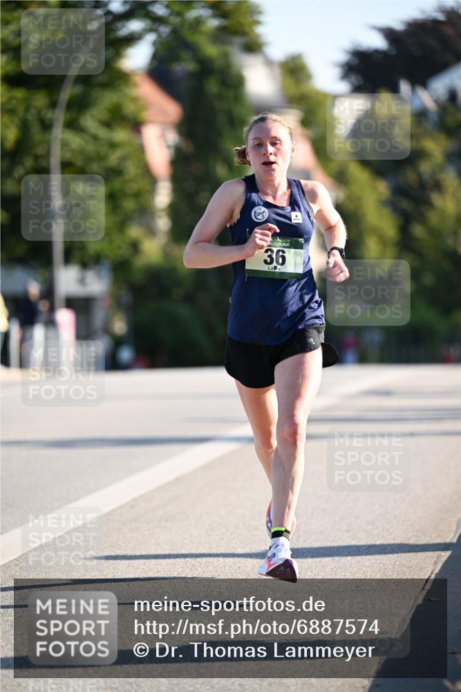 01.09.2024 - BARMER Alsterlauf Dr. Thomas Lammeyer http://msf.ph/oto/6887574 01.09.2024 09:20:46 Laufen 36 meine-sportfotos.de