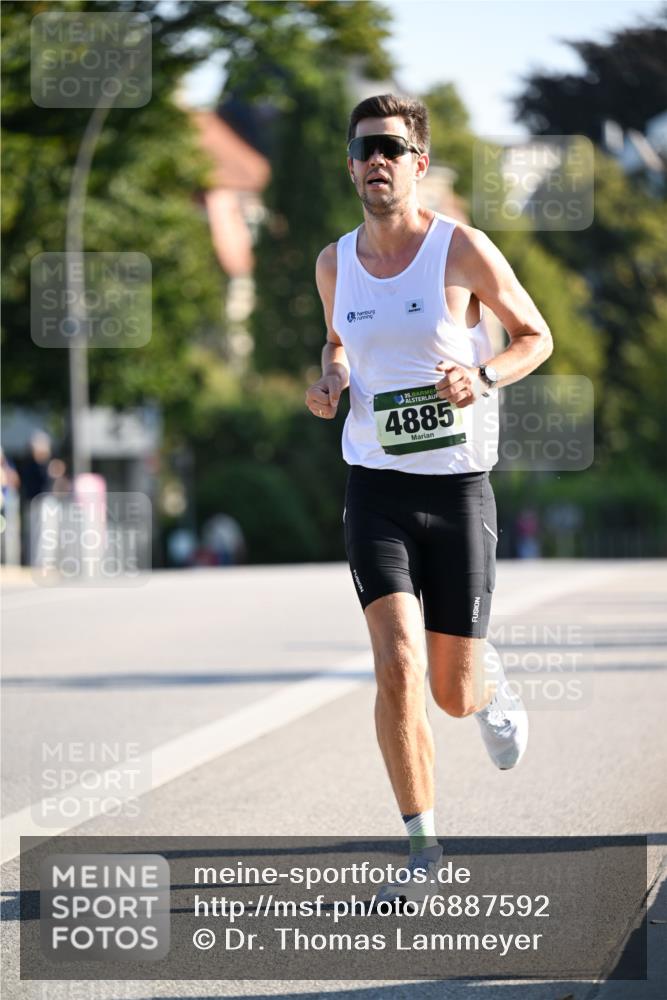 01.09.2024 - BARMER Alsterlauf Dr. Thomas Lammeyer http://msf.ph/oto/6887592 01.09.2024 09:20:50 Laufen 16135, 4885 meine-sportfotos.de