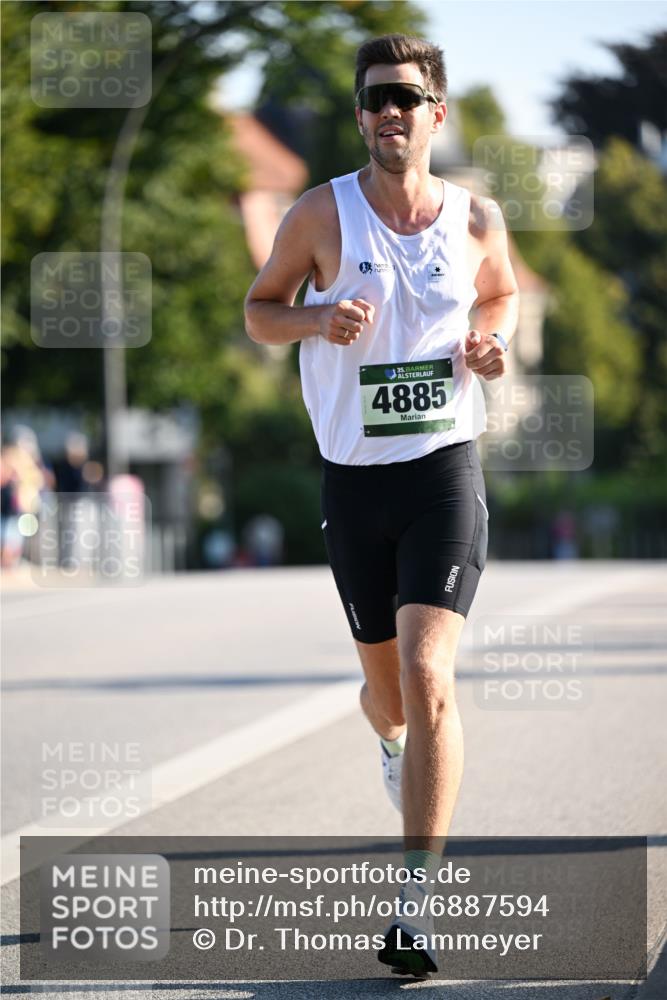 01.09.2024 - BARMER Alsterlauf Dr. Thomas Lammeyer http://msf.ph/oto/6887594 01.09.2024 09:20:50 Laufen 35, 4885 meine-sportfotos.de